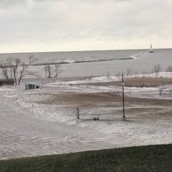 Meet your Posher, Lori - Picture 3 of 3